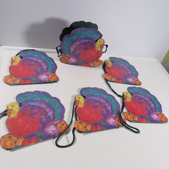 Thanksgiving Vintage Centerpiece & Small Gift Bags/Decor - Picture 10 of 13